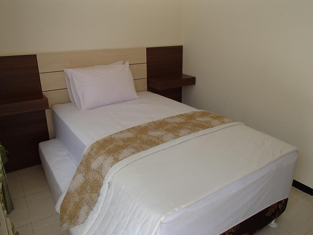 Shakila Guest House Malang Pokoj fotografie